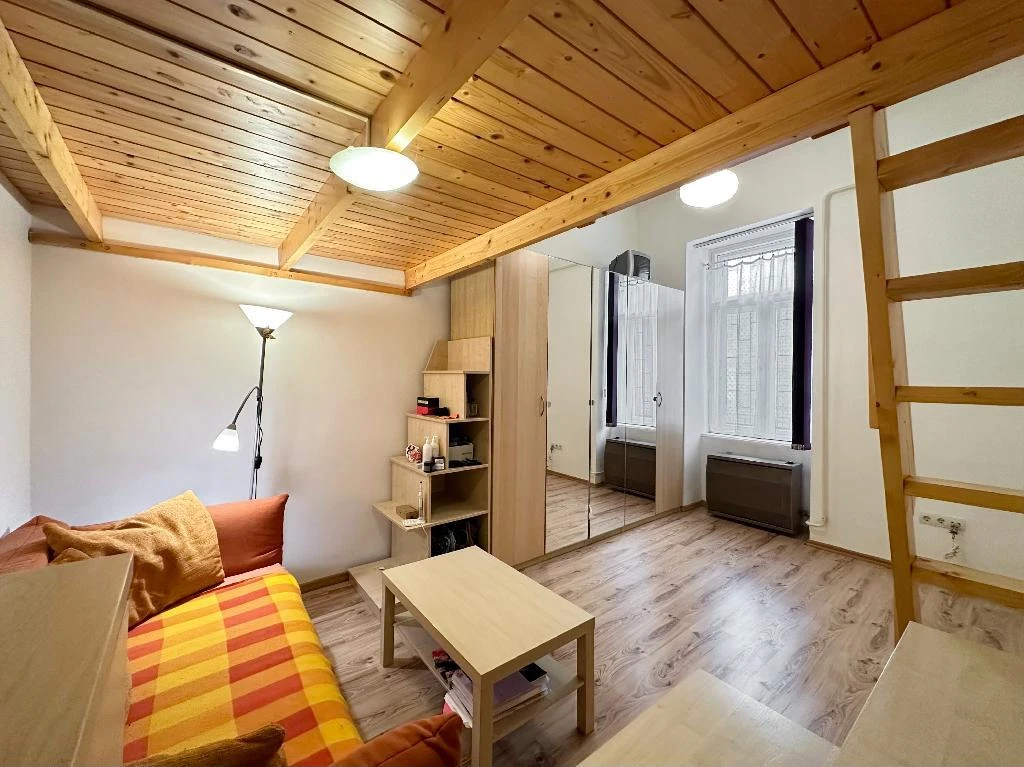 Eladó Lakás, Budapest 8. ker.