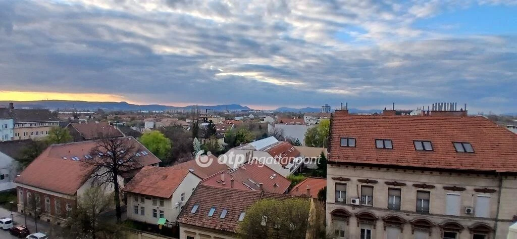Eladó Lakás, Budapest 10. ker.