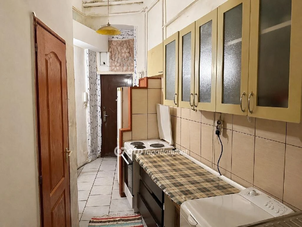 Eladó Lakás, Budapest 8. ker.
