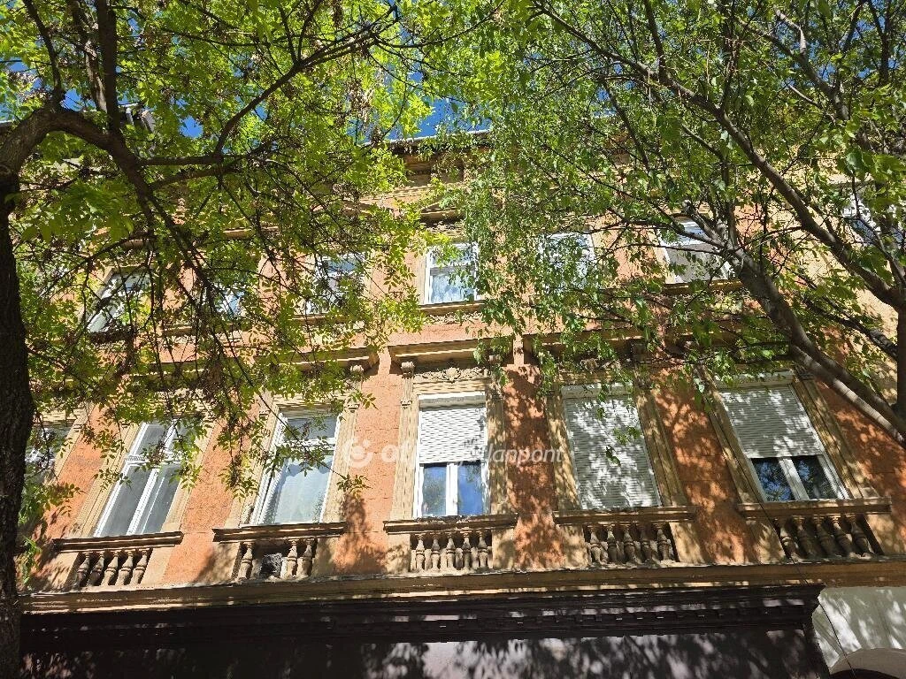 Eladó Lakás, Budapest 8. ker.