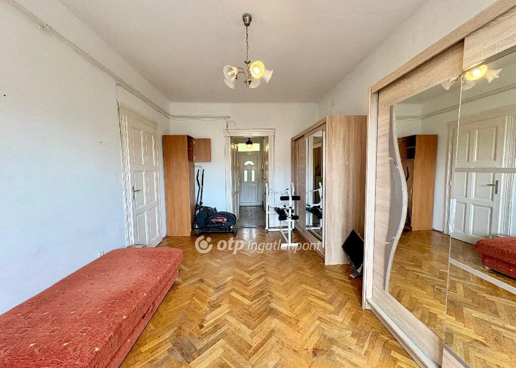 Eladó Lakás, Budapest 10. ker.