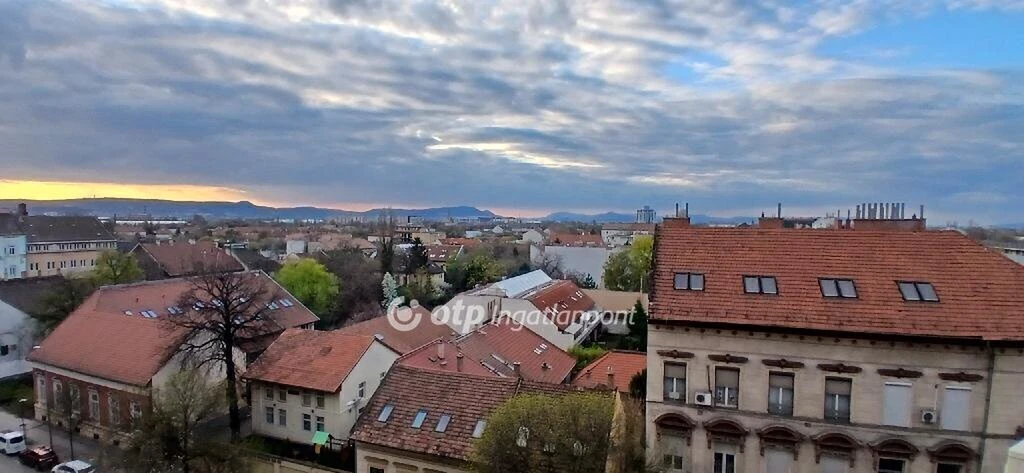 Eladó Lakás, Budapest 10. ker.