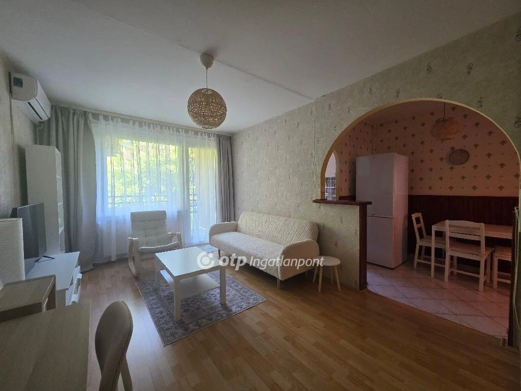 Eladó Lakás, Budapest 8. ker.