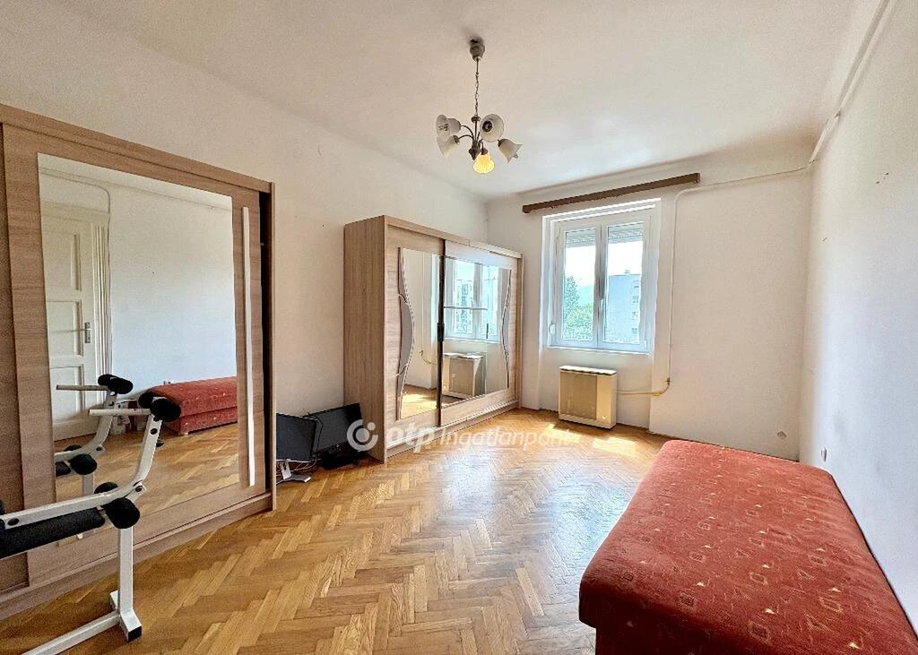 Eladó Lakás, Budapest 10. ker.