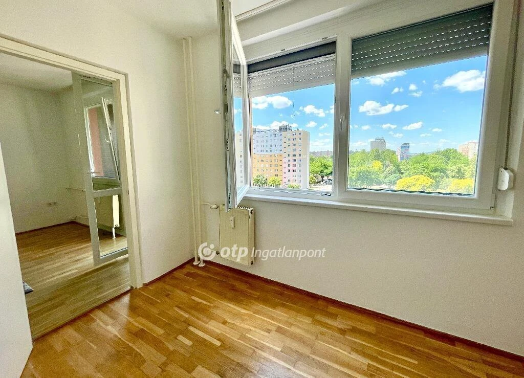 Eladó Lakás, Budapest 15. ker.