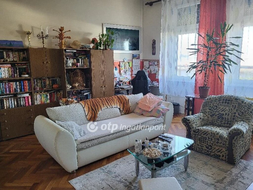 Eladó Lakás, Budapest 8. ker.