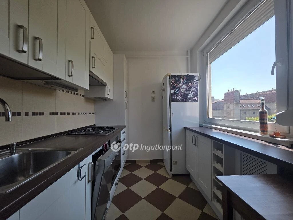 Eladó Lakás, Budapest 8. ker.