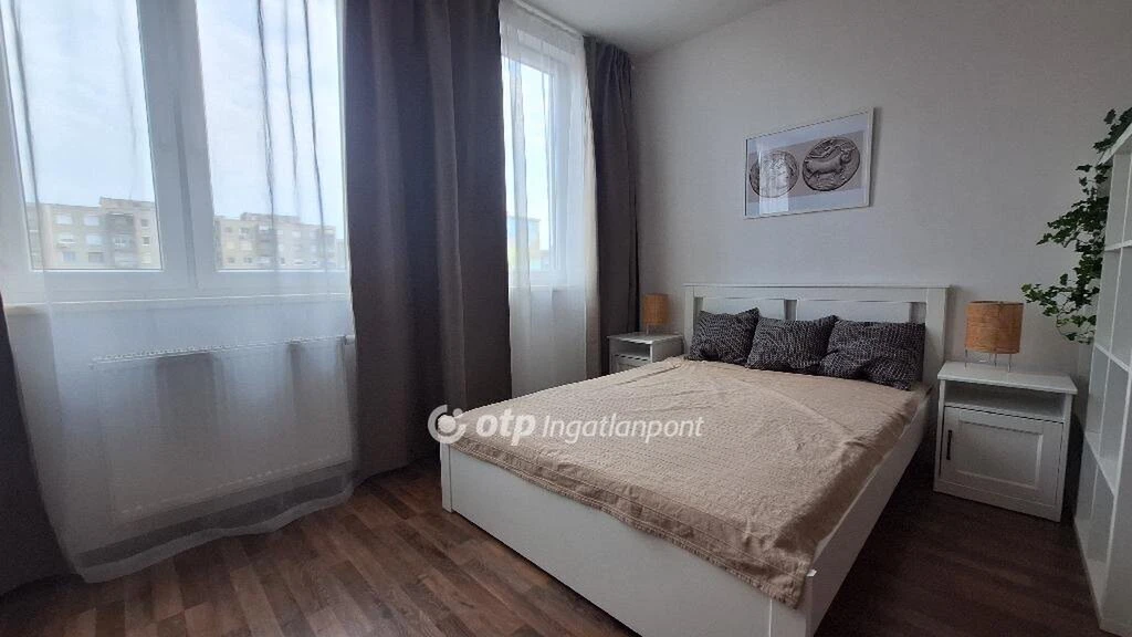 Eladó Lakás, Budapest 8. ker.