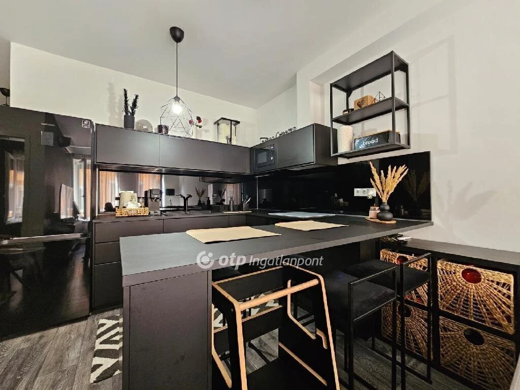 Eladó Lakás, Budapest 10. ker.