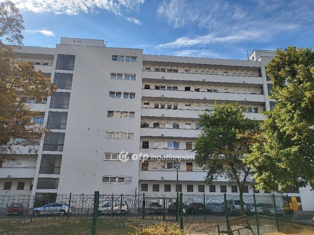 Eladó Lakás, Győr