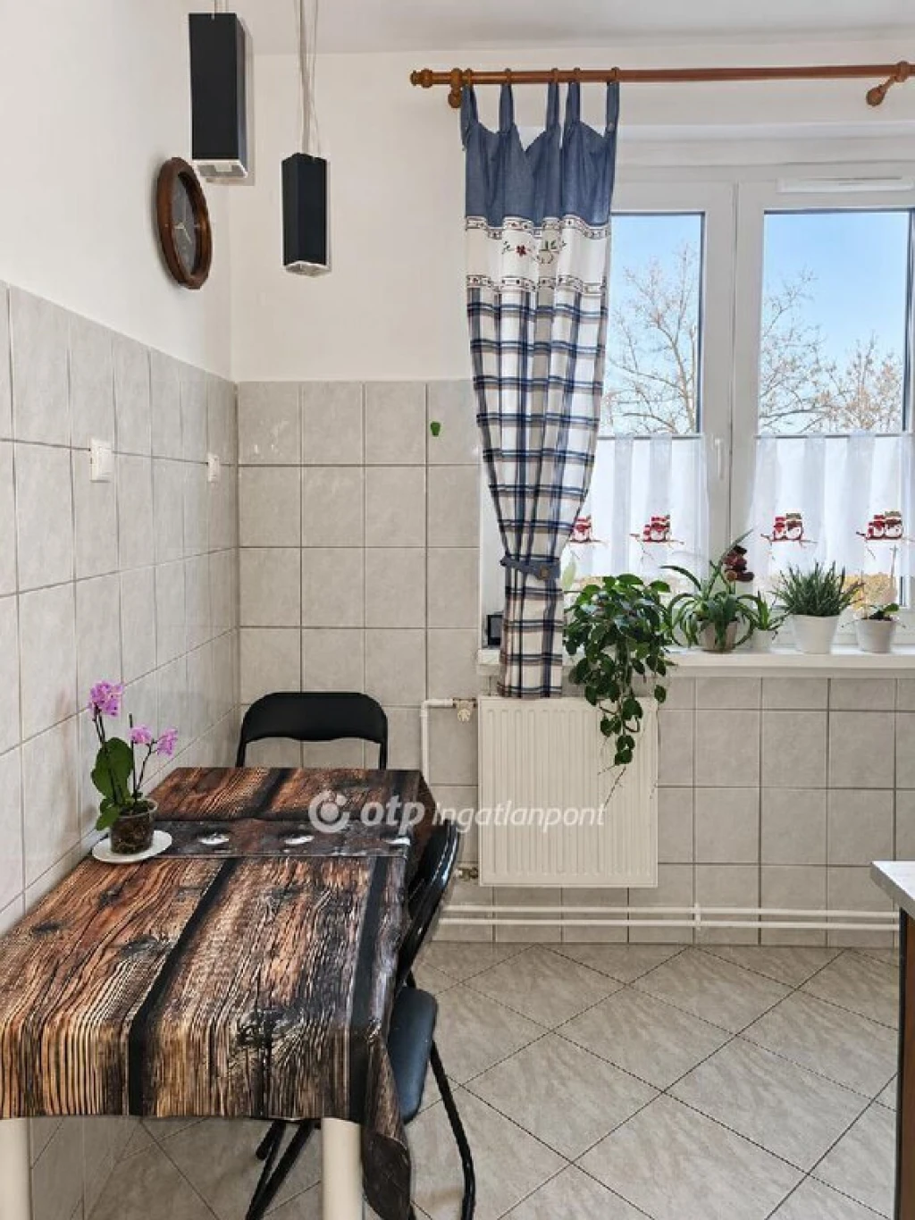 Eladó Lakás, Budapest 15. ker.