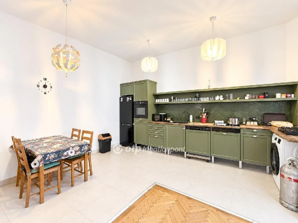 Eladó Lakás, Budapest 8. ker.