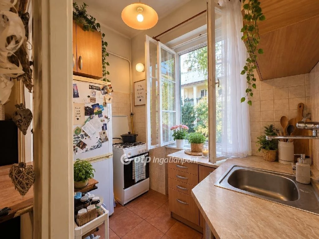 Eladó Lakás, Budapest 8. ker.