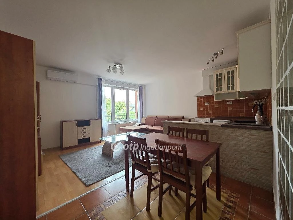 Eladó Lakás, Budapest 9. ker.