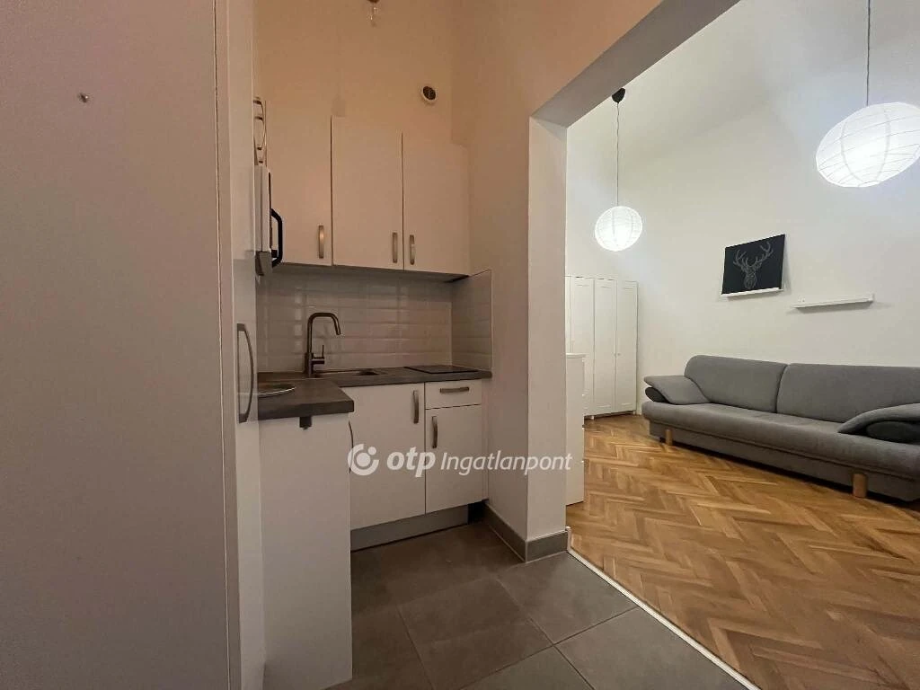 Eladó Lakás, Budapest 8. ker.