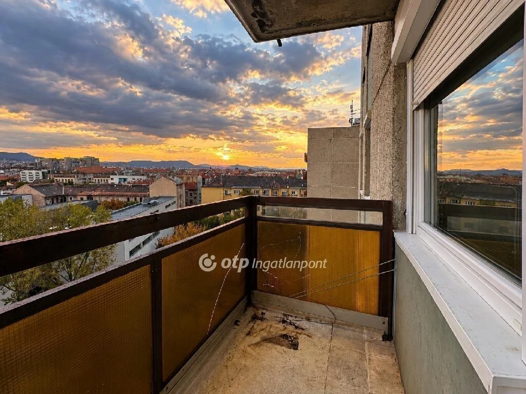 Eladó Lakás, Budapest 8. ker.