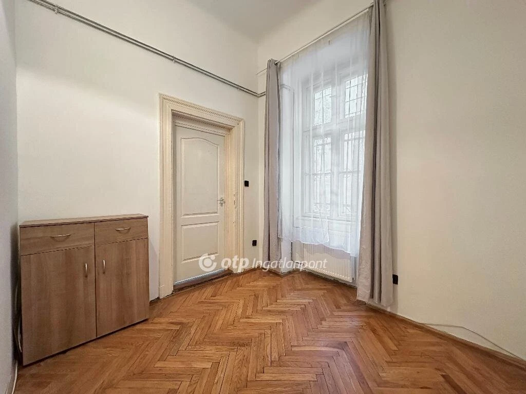 Eladó Lakás, Budapest 7. ker.