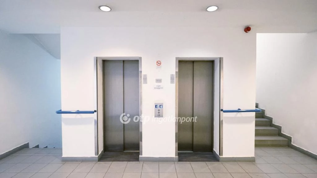 For rent depository, Budapest I. kerület