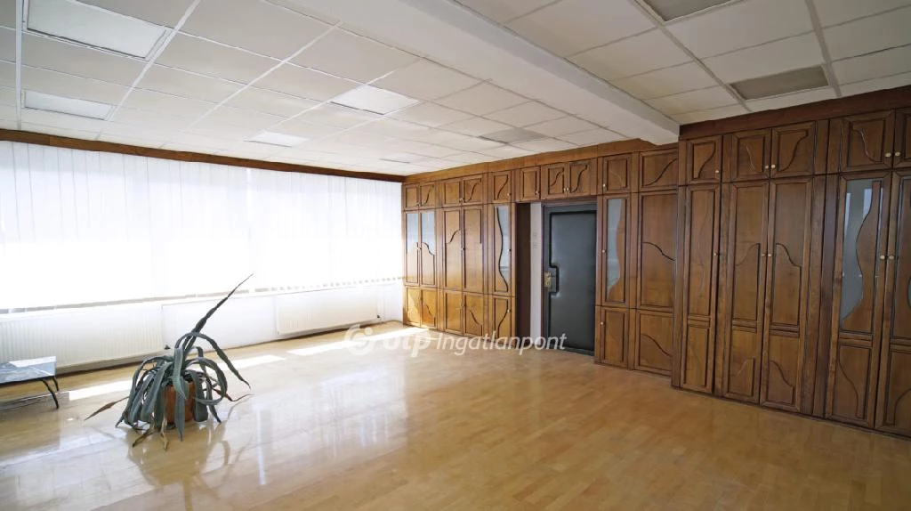 c3-2-name c2-68-name, Budapest XI. kerület