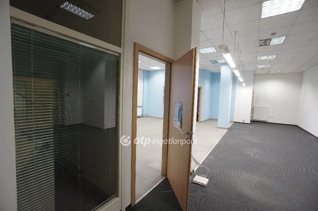 c3-2-name c2-69-name, Sopron