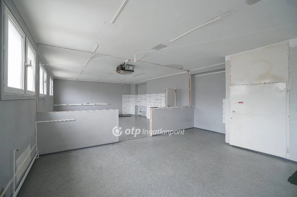 For rent office, office block, Sopron