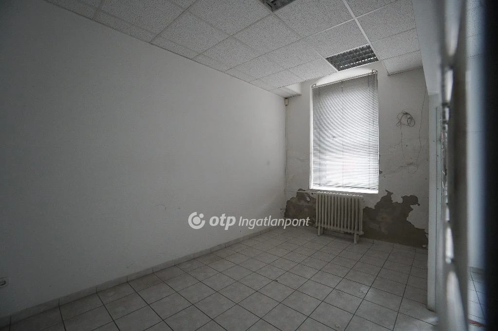 For rent office, office block, Sopron