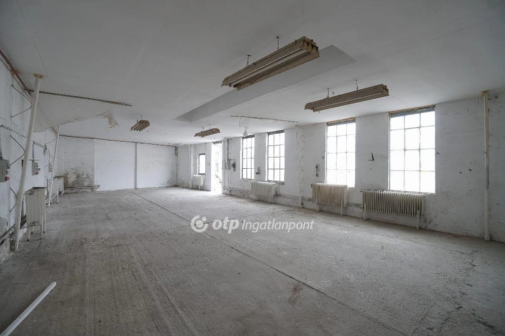 c3-2-name c2-68-name, Sopron