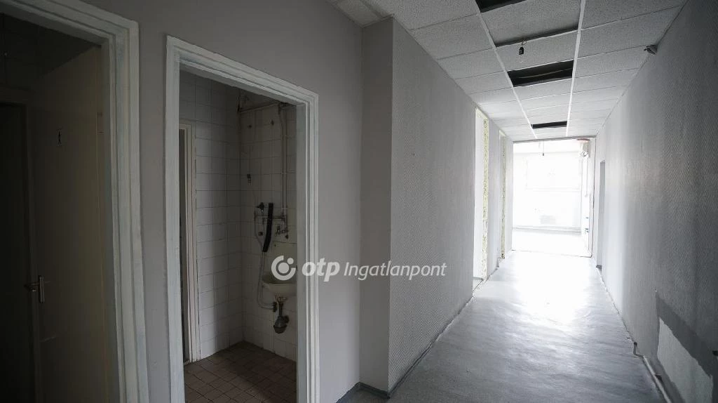 c3-2-name c2-68-name, Sopron