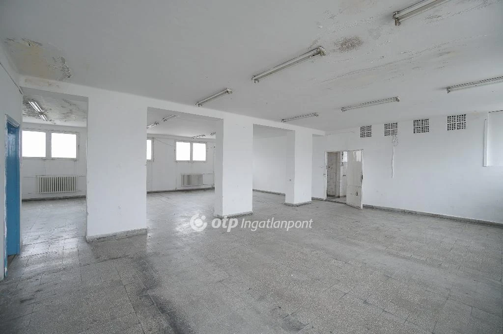 c3-2-name c2-68-name, Sopron