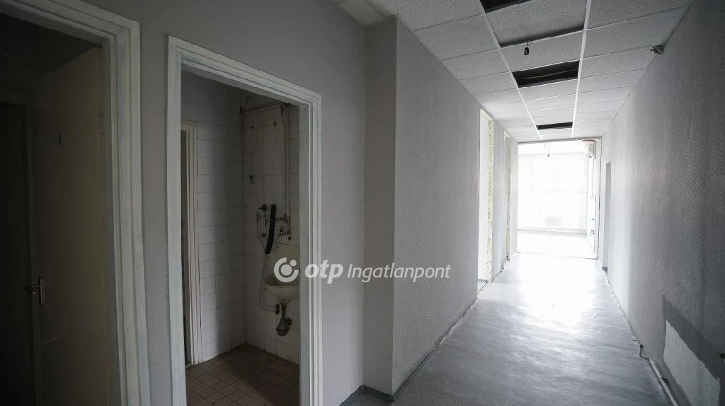 c3-2-name c2-68-name, Sopron