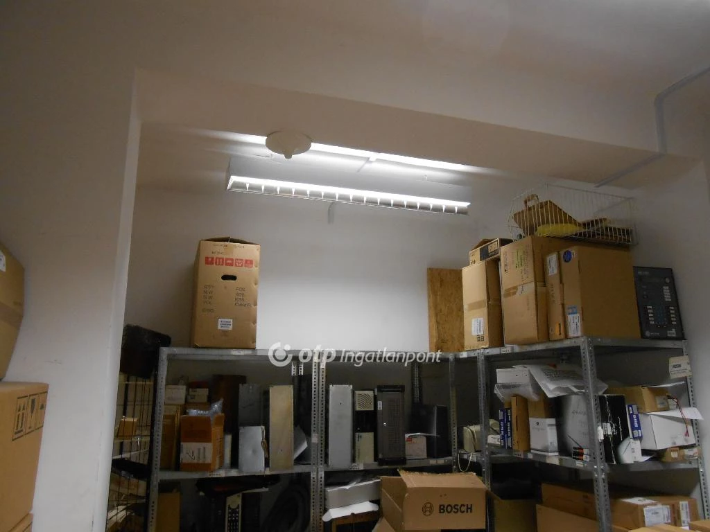 Eladó Ipari terület, Budapest 3. ker.