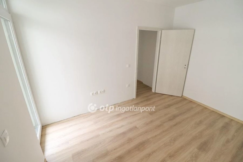 Eladó Lakás, Budapest 8. ker.