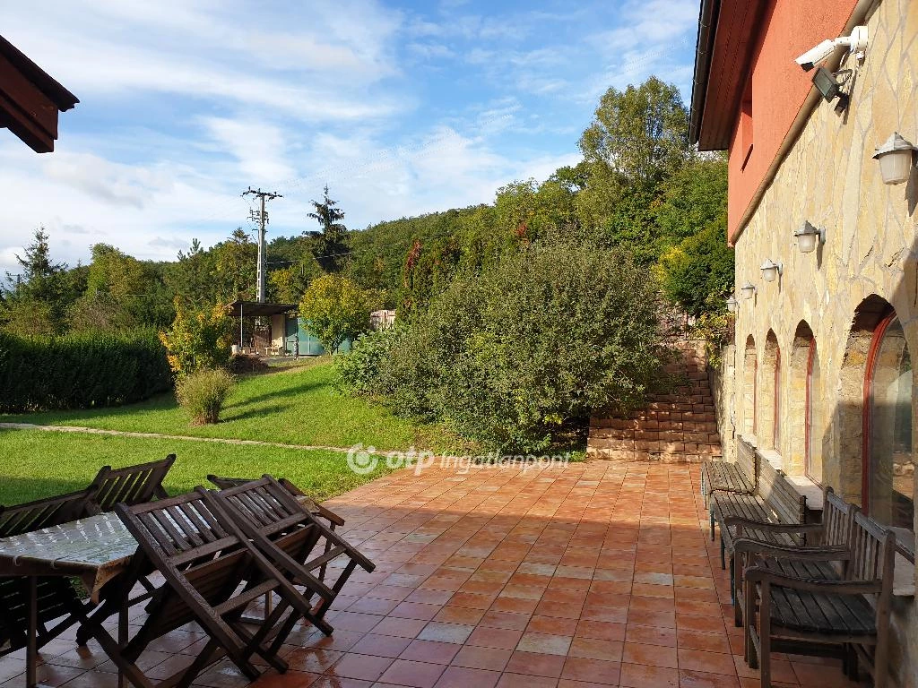 For rent house, Pilisborosjenő