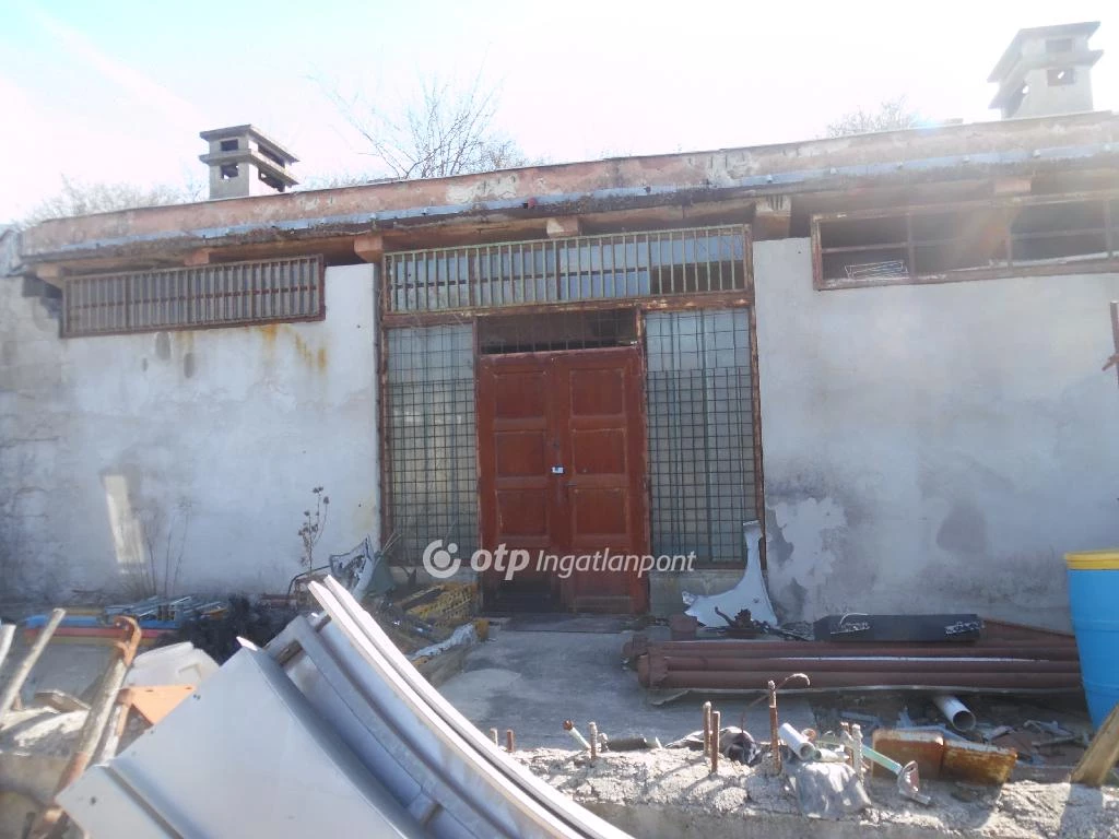 Eladó Ipari terület, Törökbálint