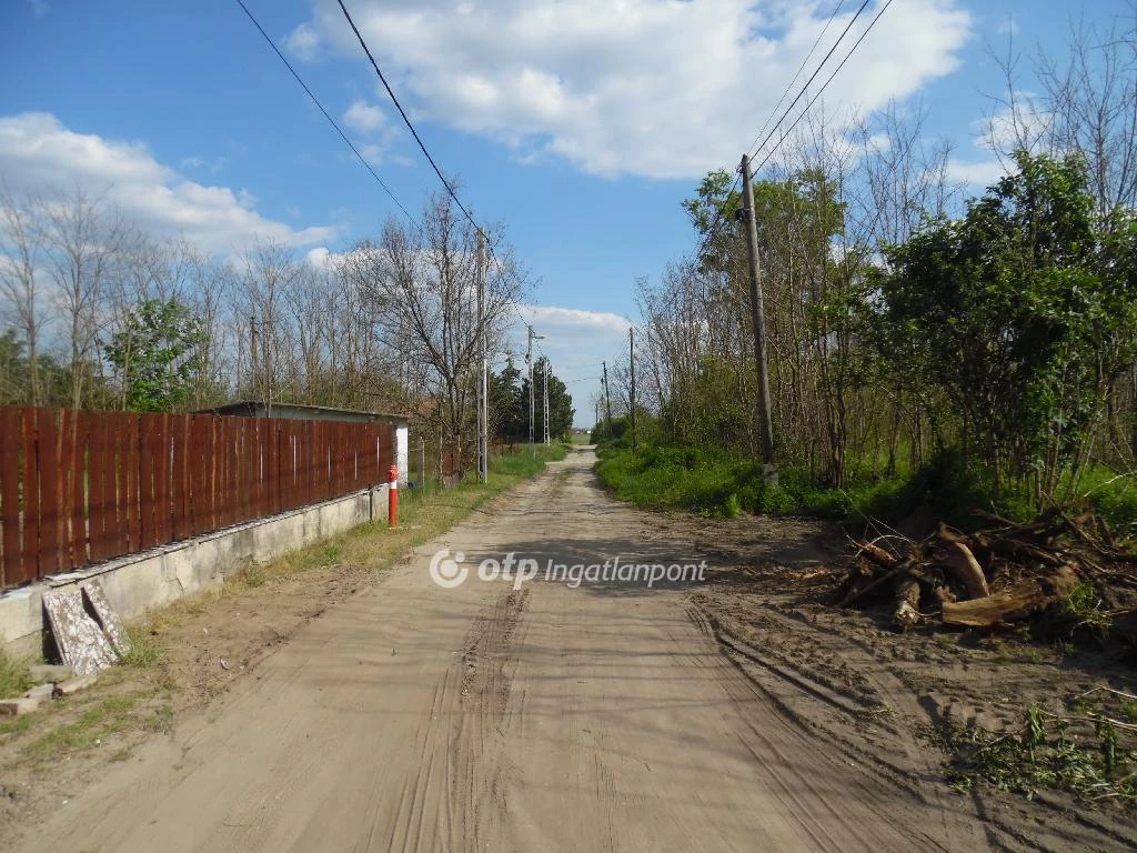 Eladó Telek, Inárcs