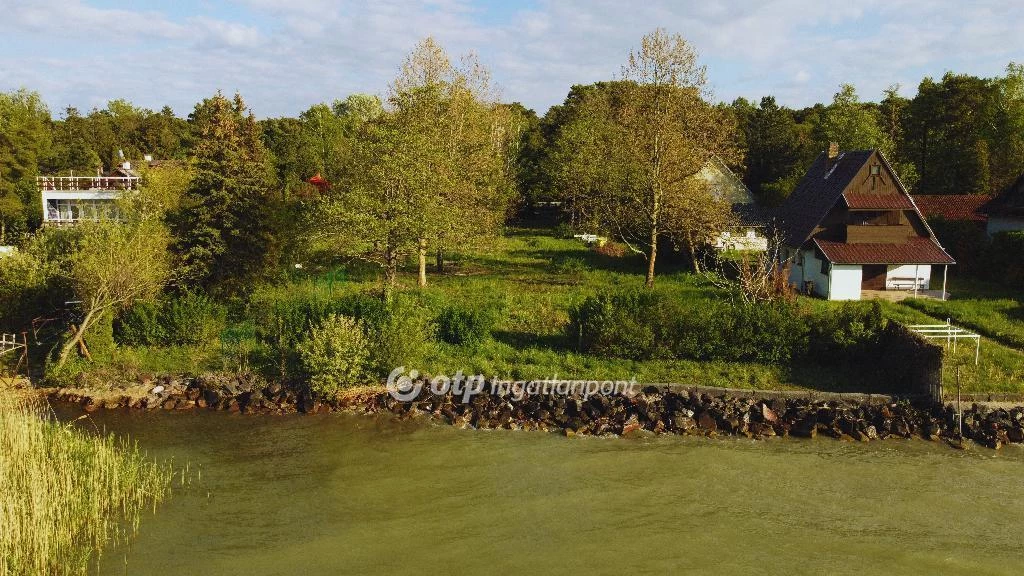 Eladó Telek, Balatonfenyves