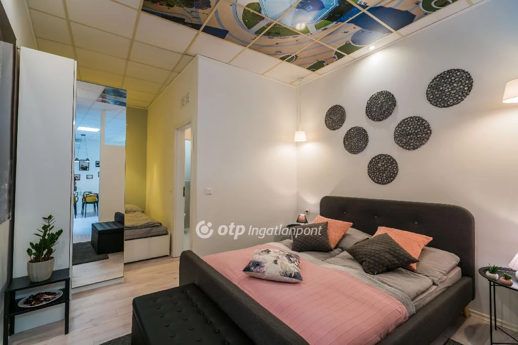 Eladó Lakás, Siófok