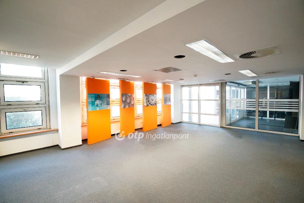 Kiadó Étterem, Budapest 11. ker.