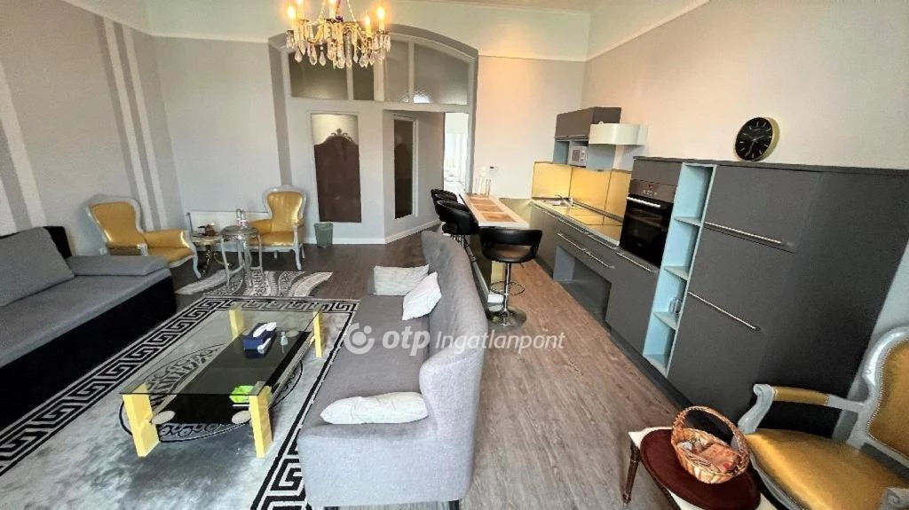 Eladó Lakás, Budapest 6. ker.