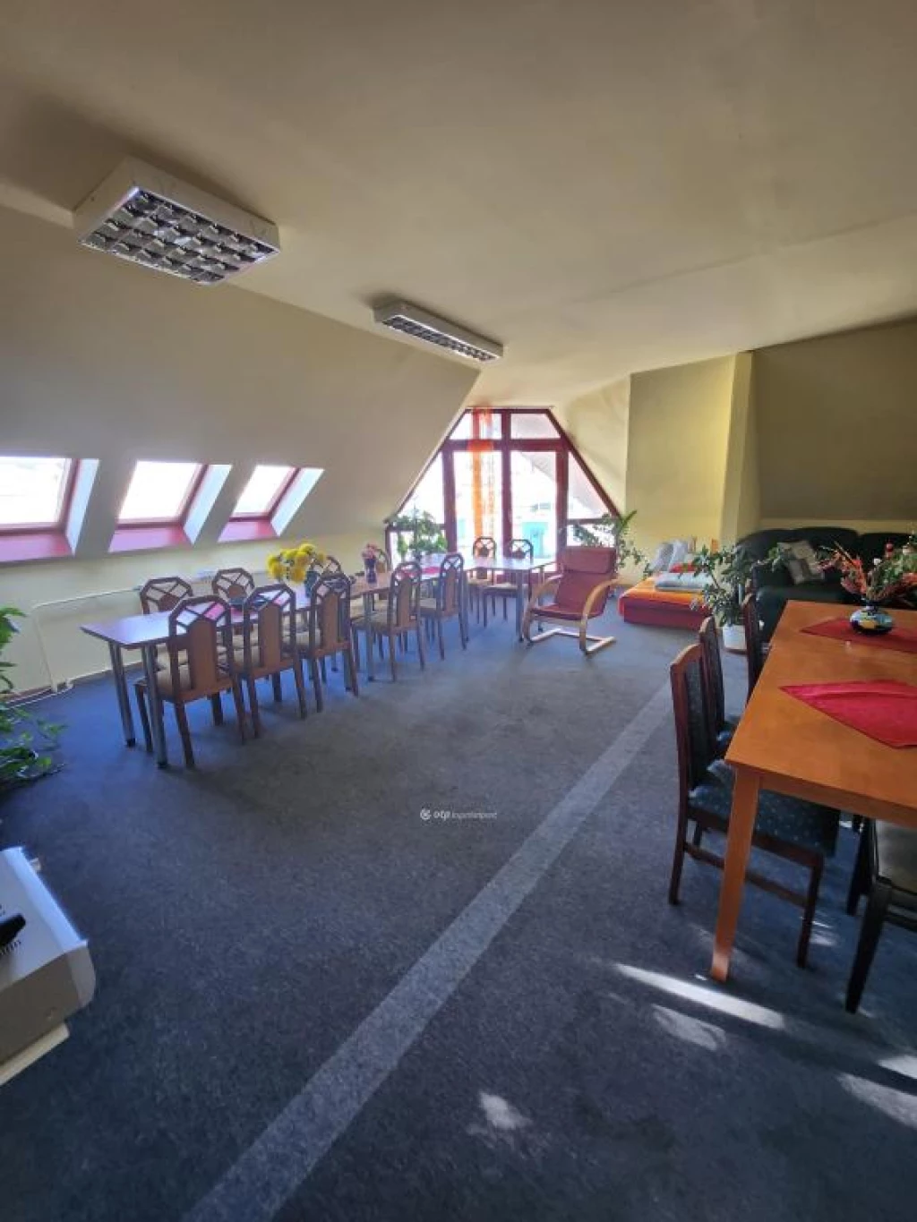 Kiadó Iroda, Budapest 9. ker.