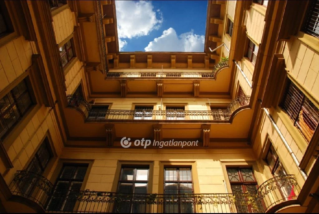 For sale brick flat, Budapest V. kerület