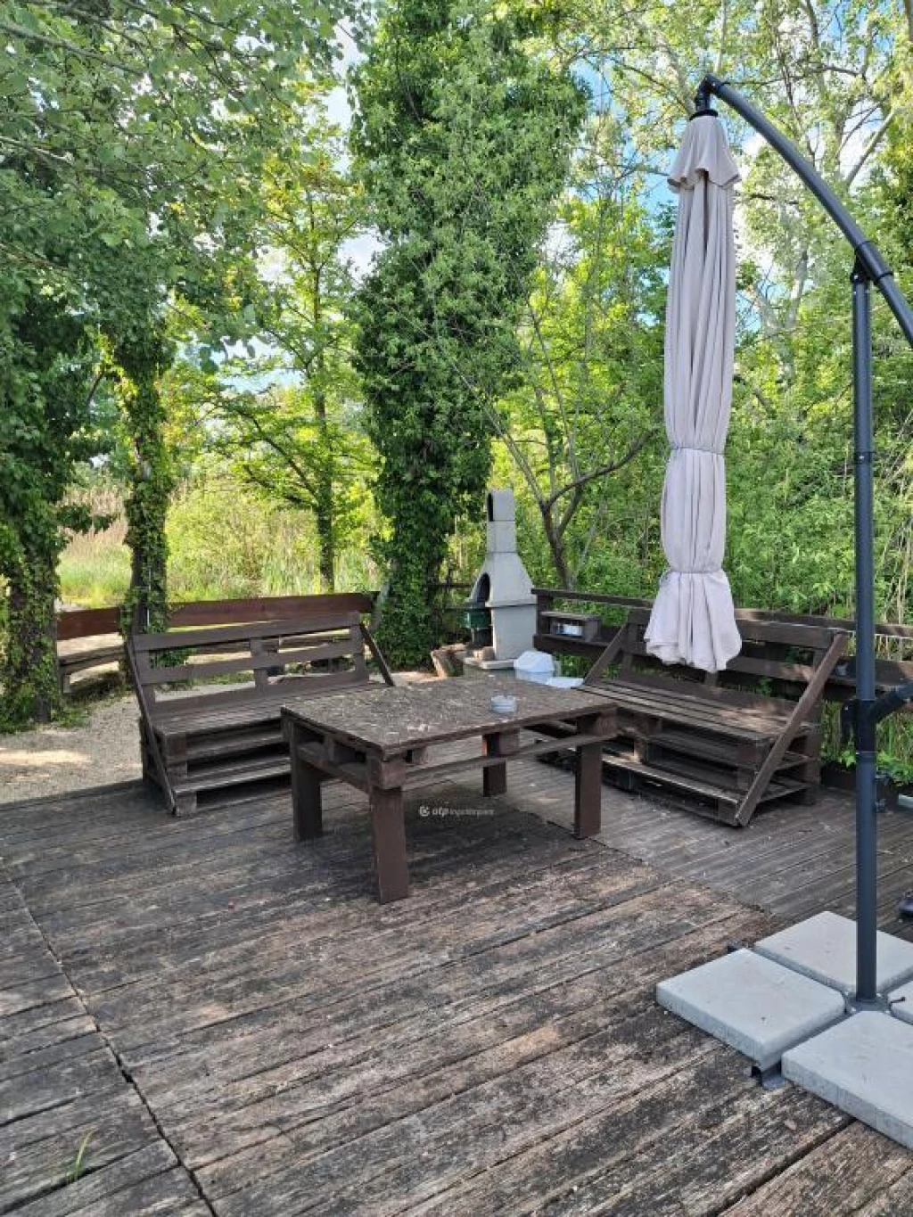 For sale house with a garden, Szigetbecse