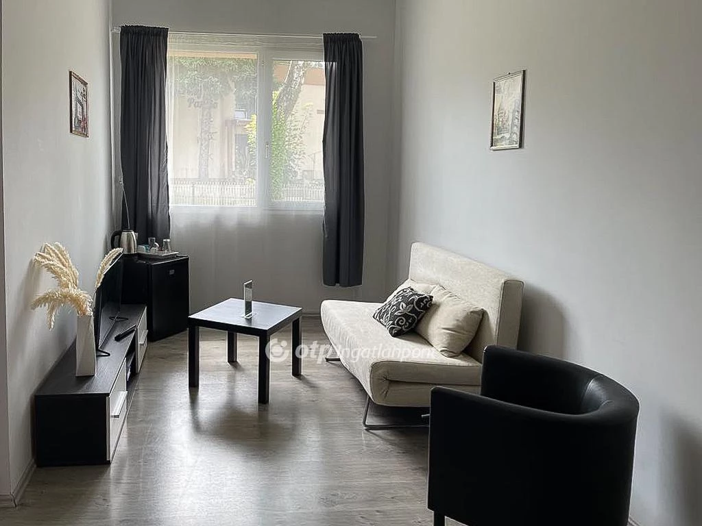 For sale house with a garden, Balatonberény