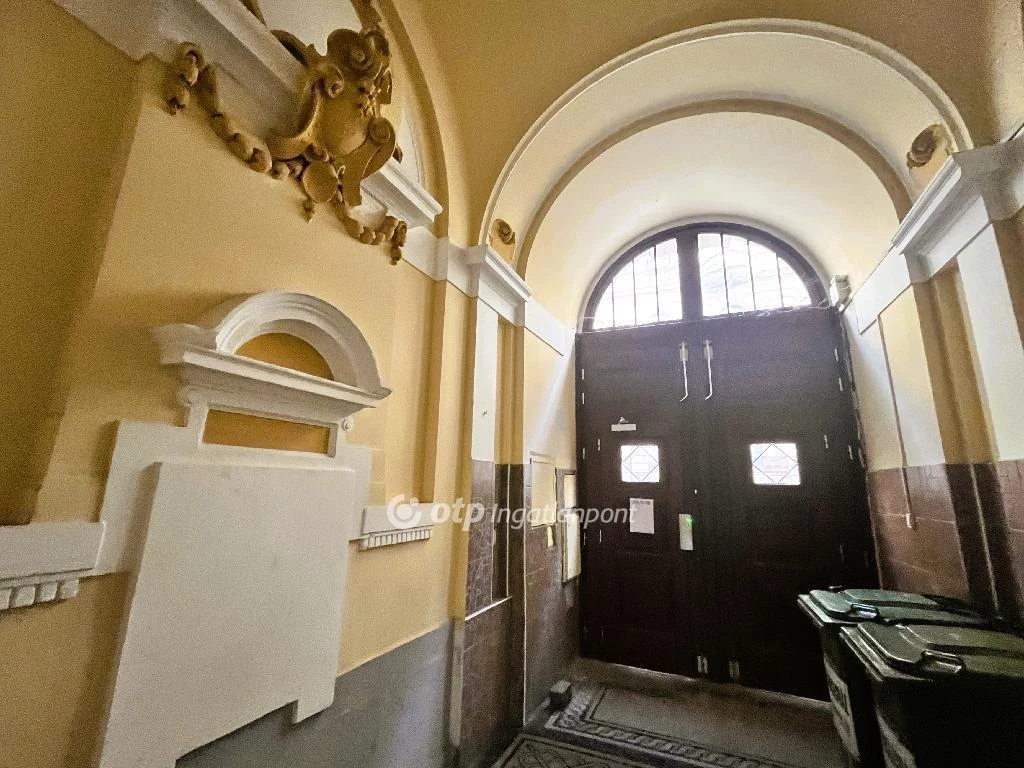 Eladó Lakás, Budapest 6. ker.