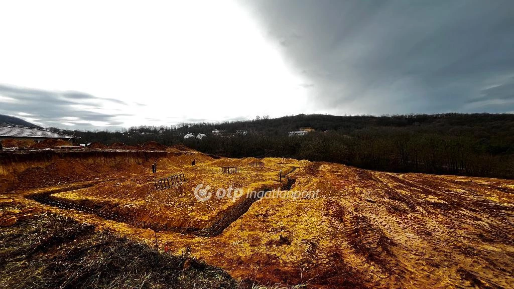 For sale building plot, Pilisjászfalu