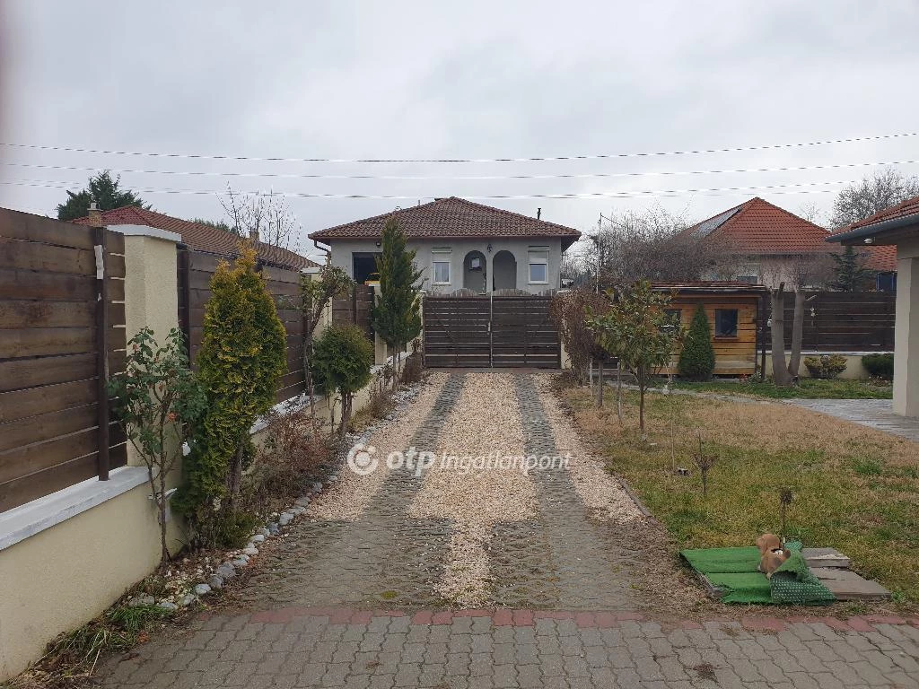 For sale semi-detached house, Szigetszentmiklós