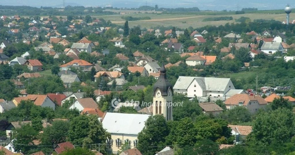 Eladó Telek, Kerepes