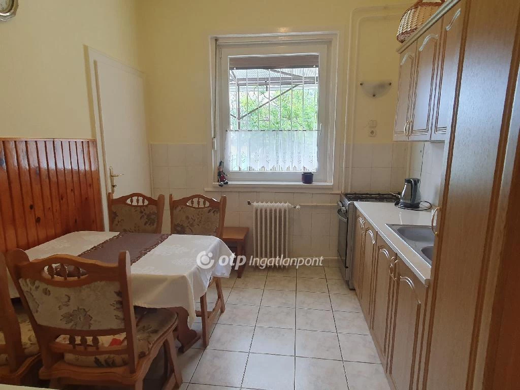 Eladó Ház, Budapest 10. ker.