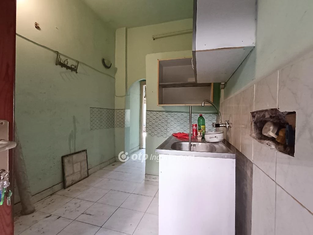 Eladó Lakás, Budapest 8. ker.