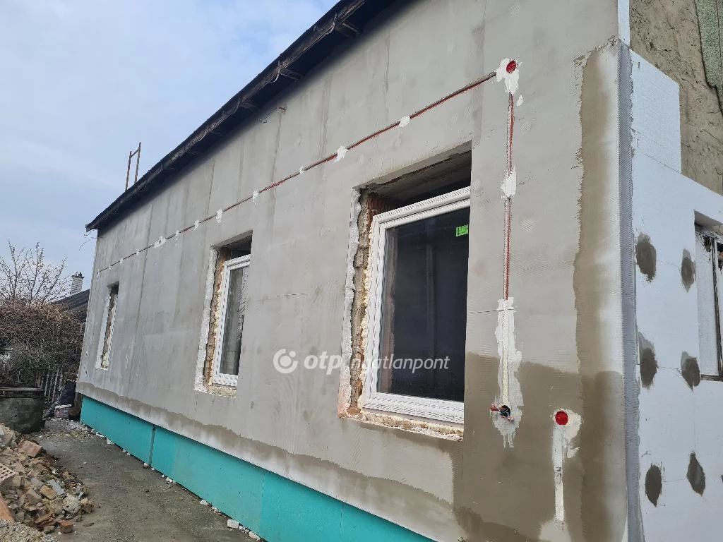 For sale semi-detached house, Gyál
